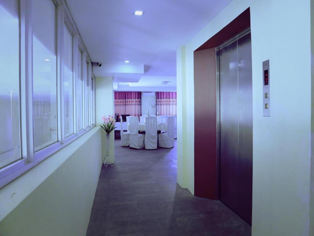 King & Queen Hotel Monywa Exterior foto